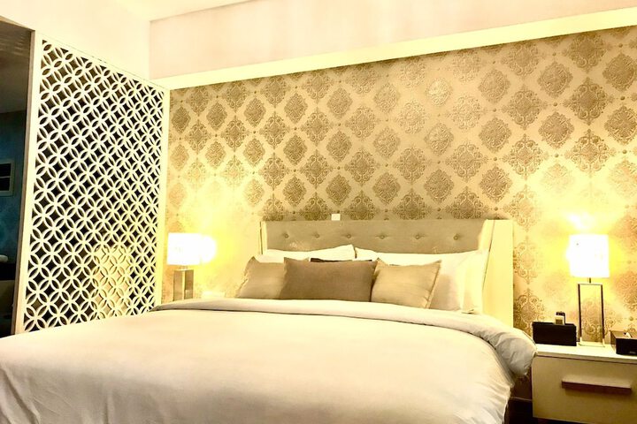 Room 6 of 36