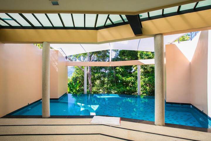 Pool 27 of 40