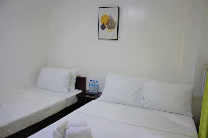 Room 8 of 31
