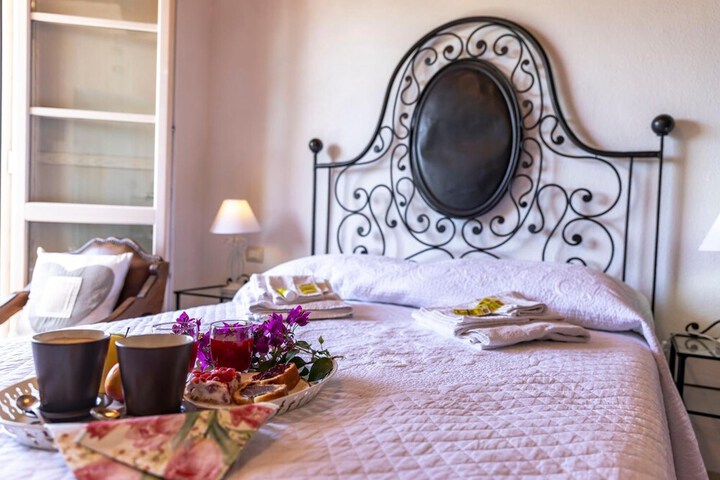 Room 8 of 21