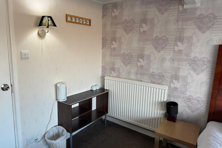 Room 26 of 156