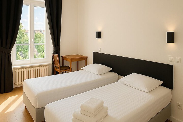 Room 2 of 42