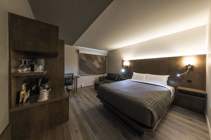 Room 29 of 104