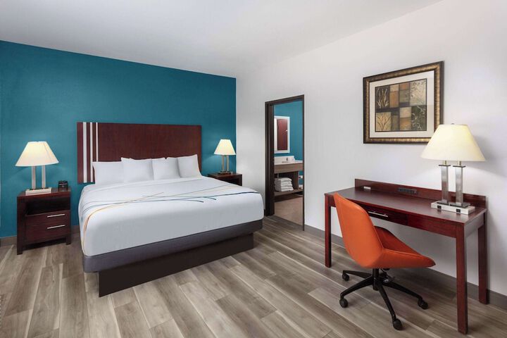 Room 20 of 40