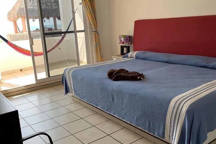 Room 21 of 43