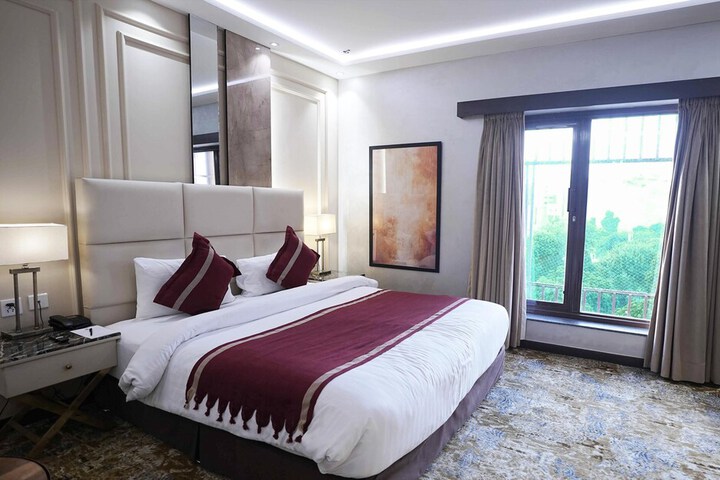 Room 9 of 46