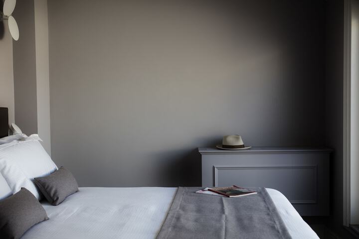 Room 5 of 50
