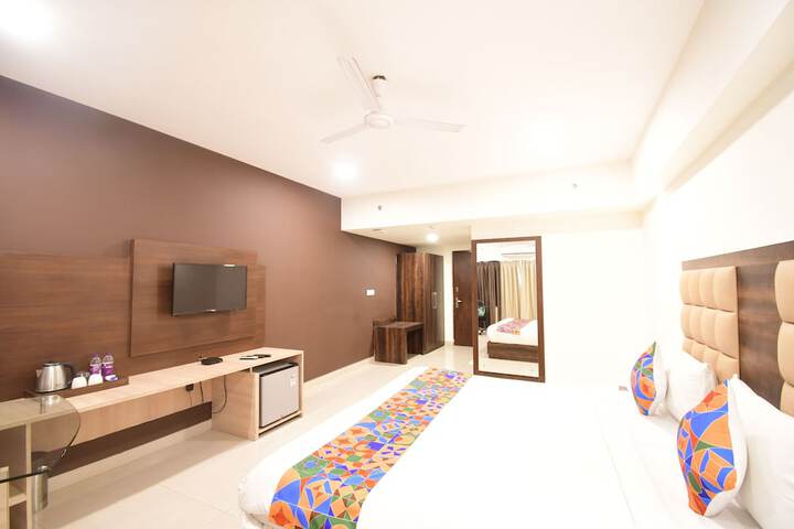 Room 8 of 38