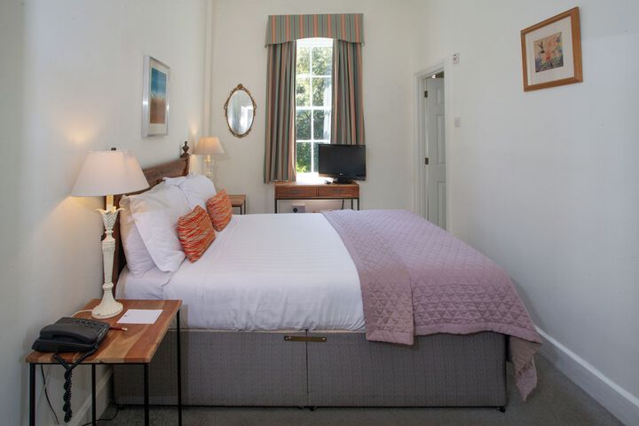 Room 26 of 52
