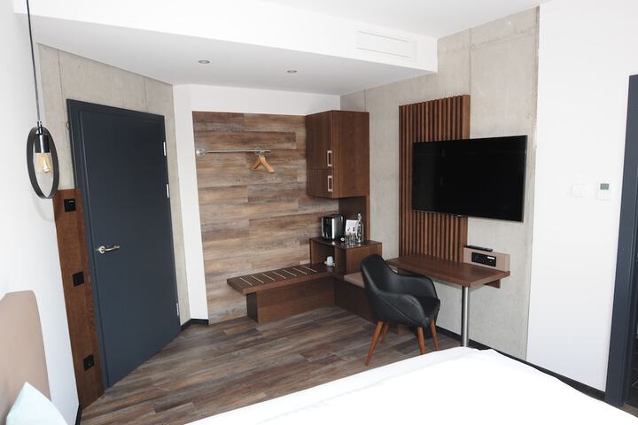 Room 19 of 75