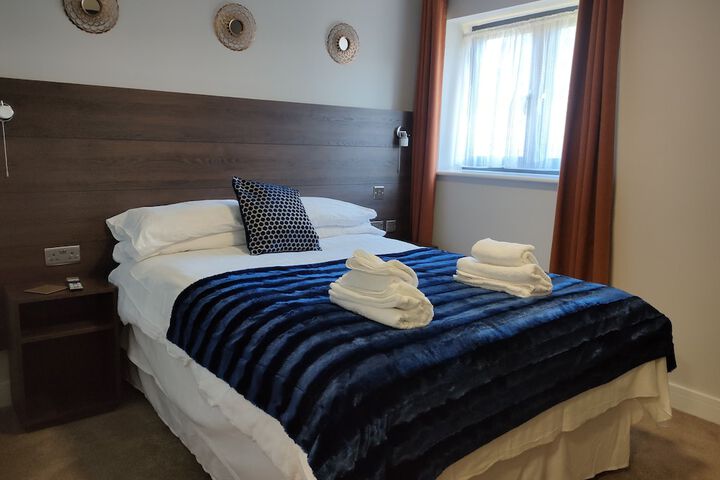 Room 3 of 11