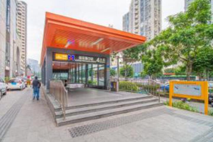 Junyu Holiday Hotel (Xiamen Lianhua Lukou Metro Station)