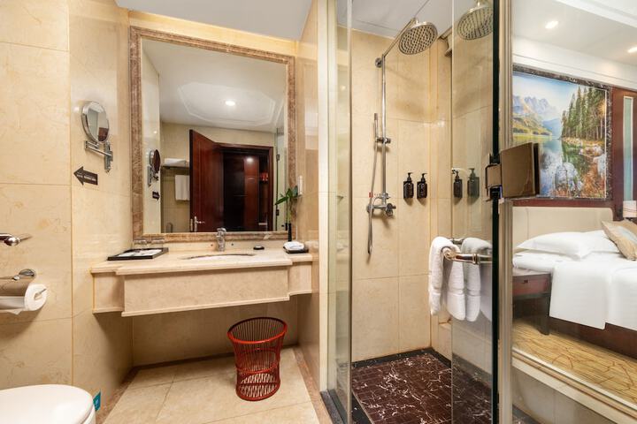 Clean Restrooms