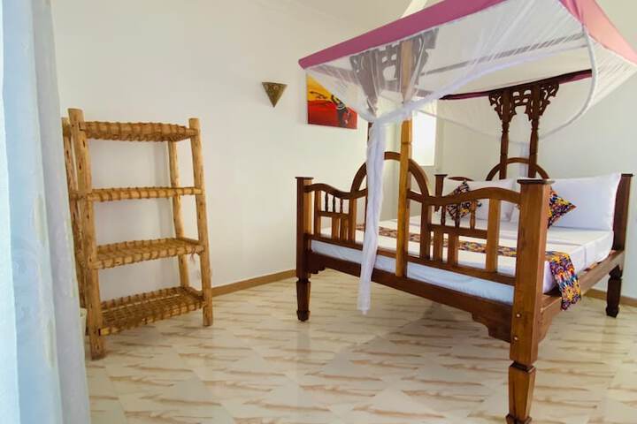 Room 3 of 54
