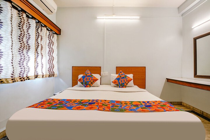 Room 19 of 27