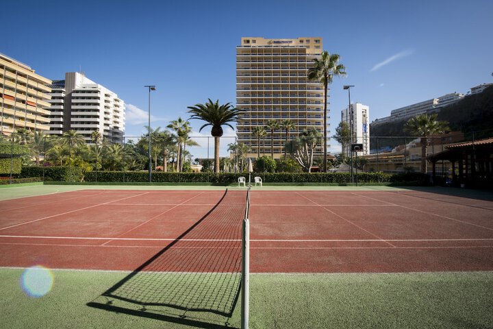 Tennis court