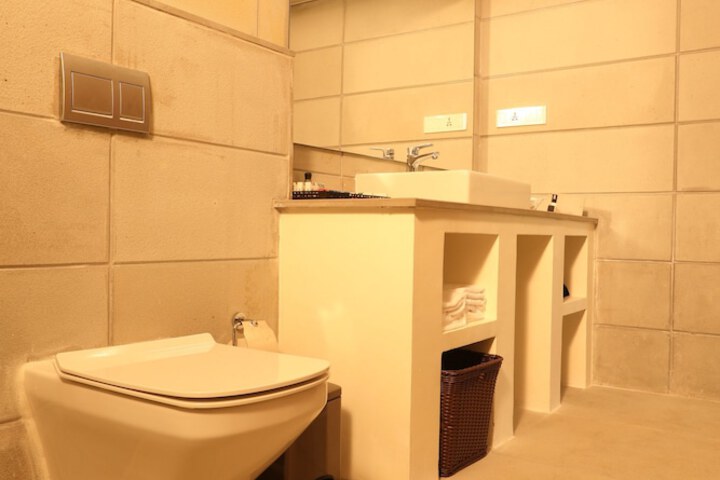 Room 14 of 45