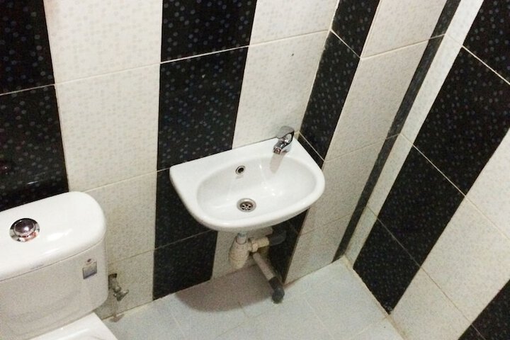 Room 19 of 32