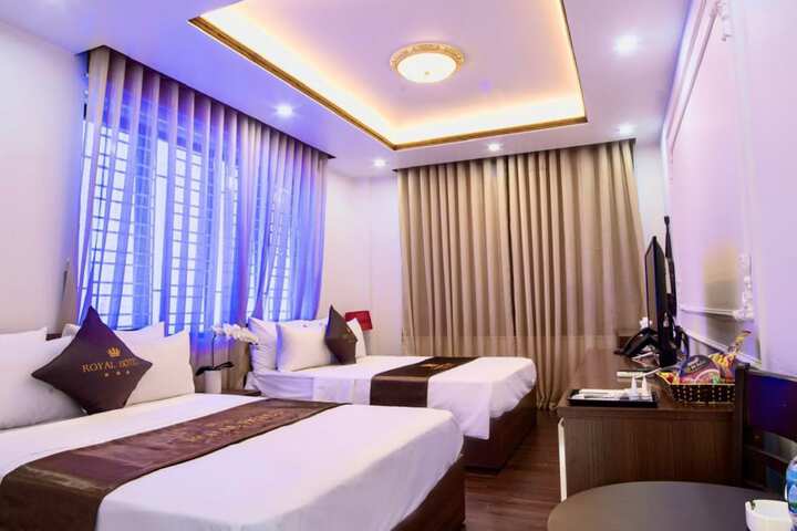 Room 16 of 29