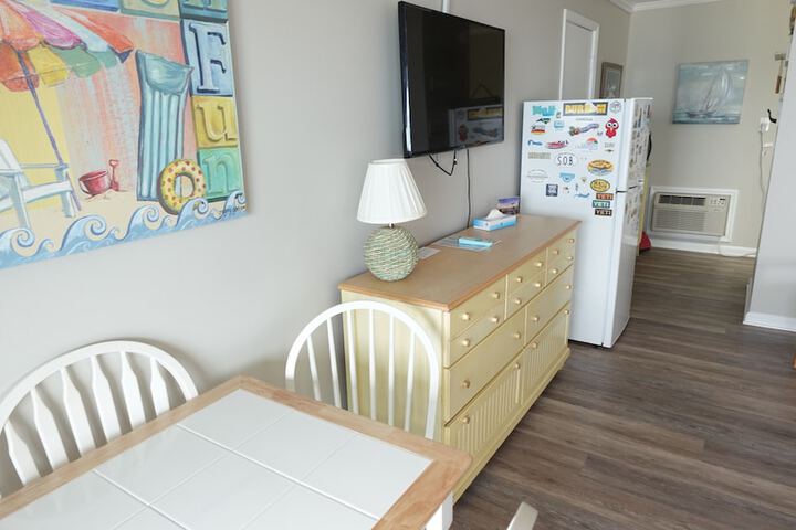 Room 106 of 282