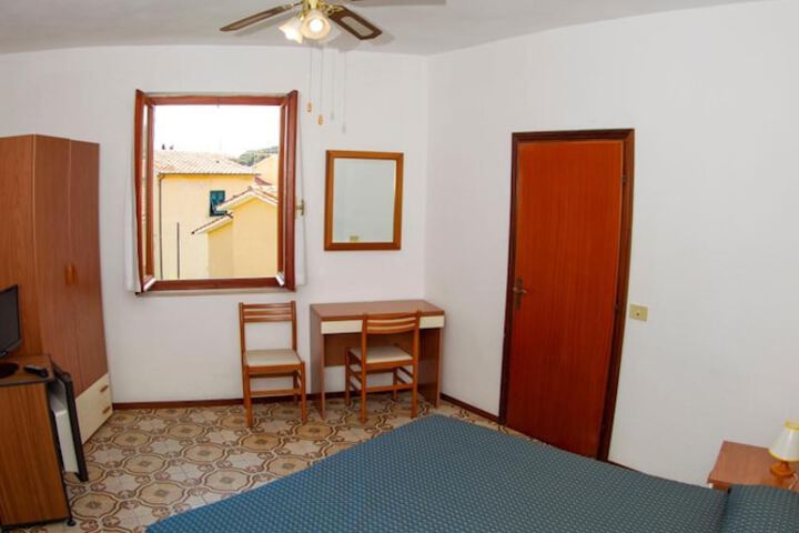 Room 20 of 59