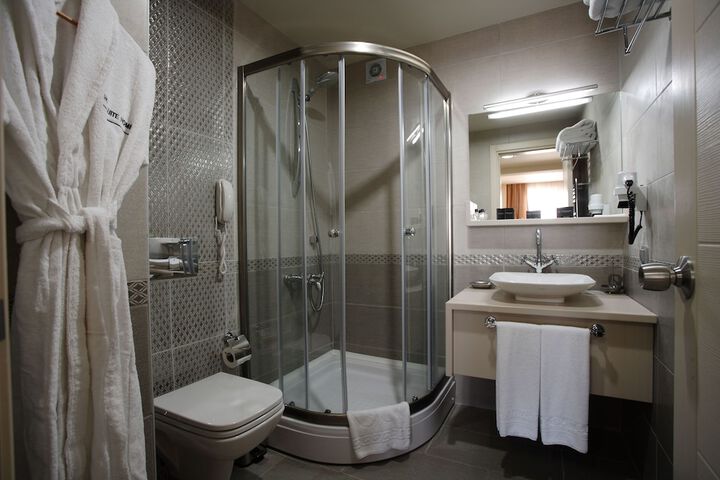 Bathroom Interior Photo