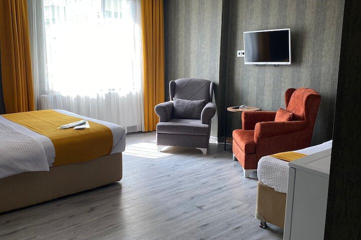 Room 19 of 39