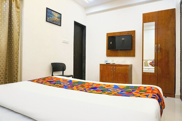 Room 41 of 61