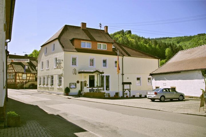 LANDHOTEL ZUR WEGELNBURG