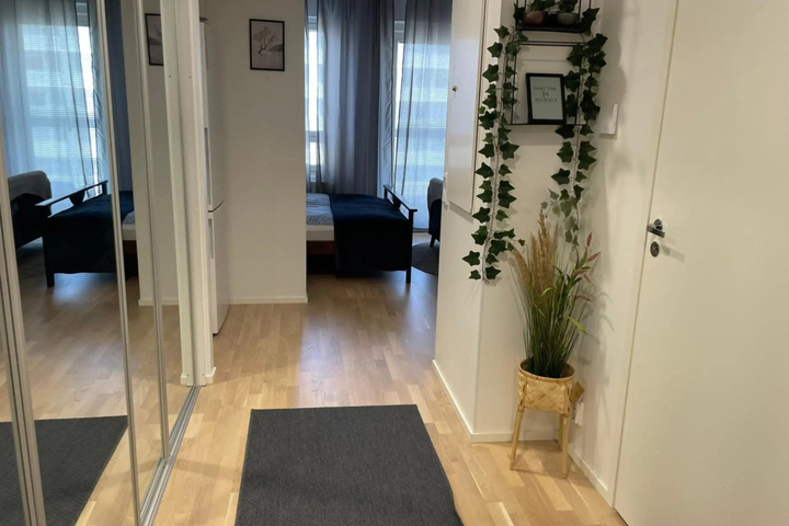 Room 9 of 15