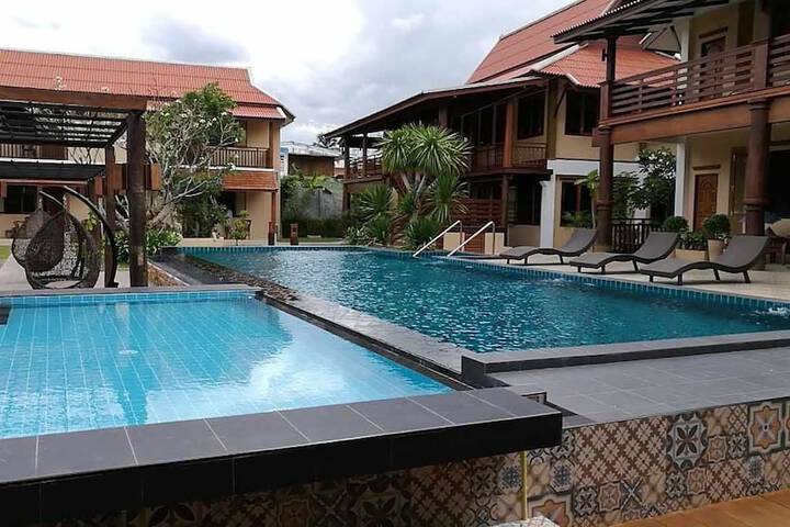 Pool 118 of 134