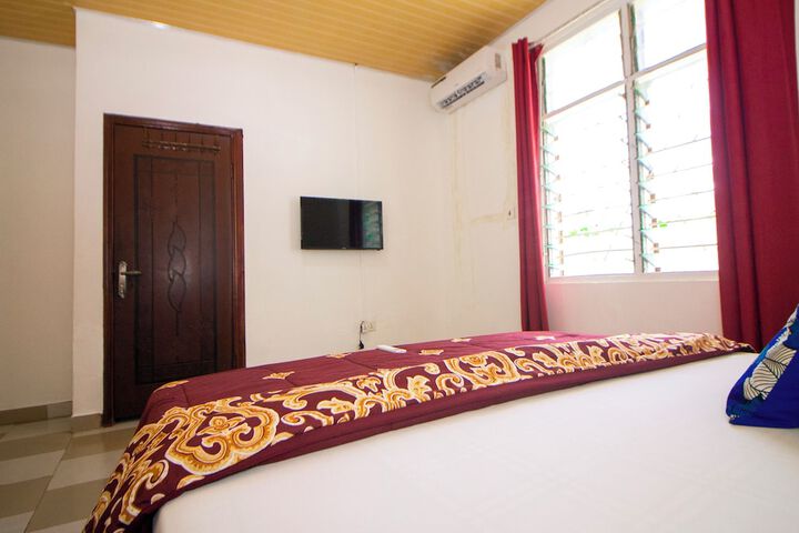 Room 7 of 63