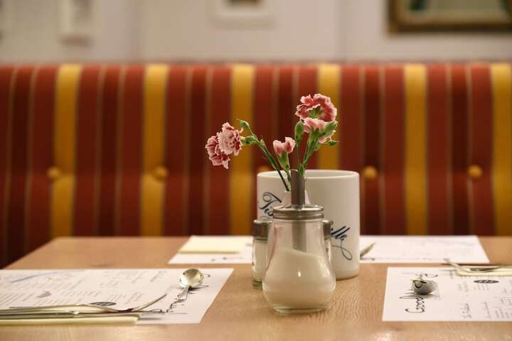 Breakfast/Coffee Service 86 of 109