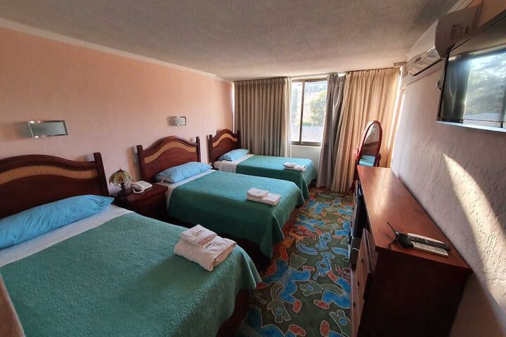 Room 17 of 30