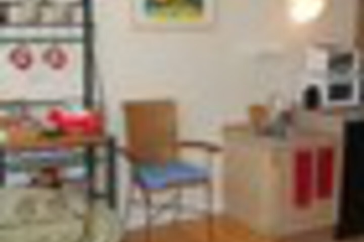Room 83 of 147