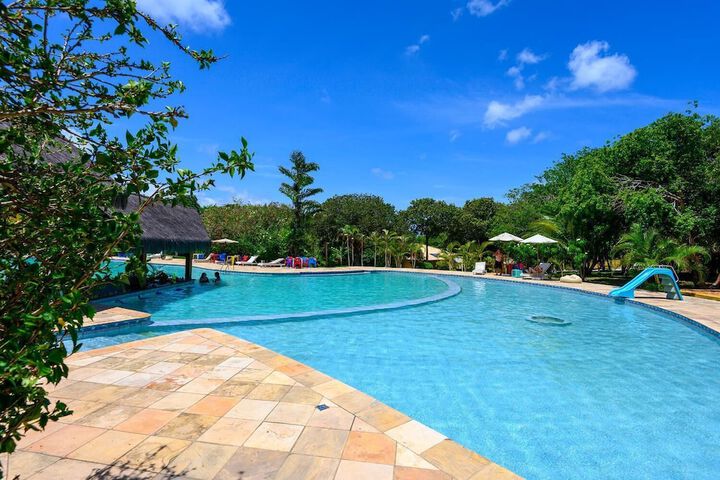 Hotel Pool