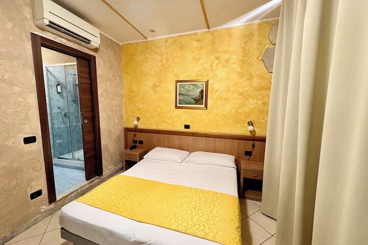 Room 15 of 45
