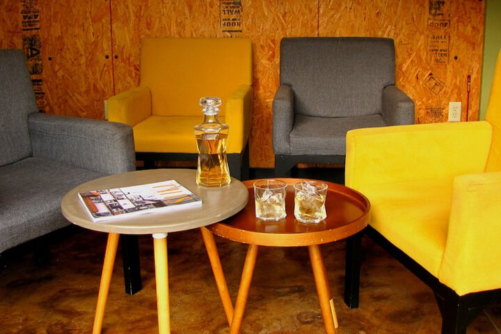Room 32 of 64