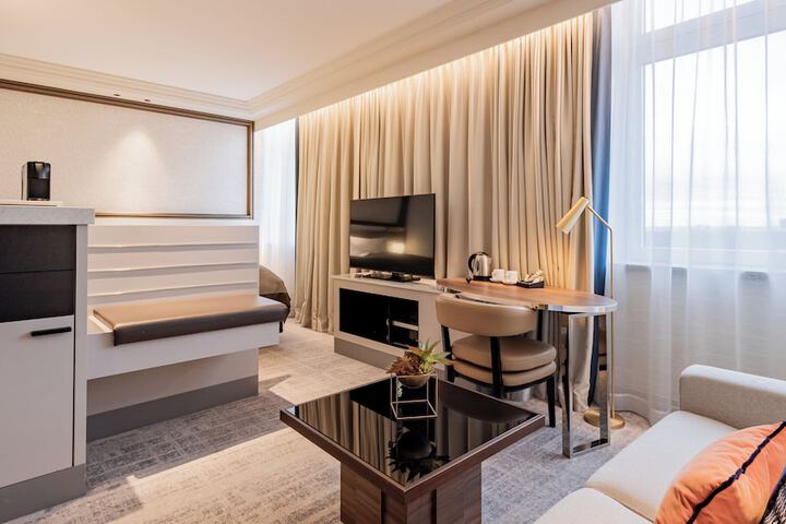 Room 201 of 457