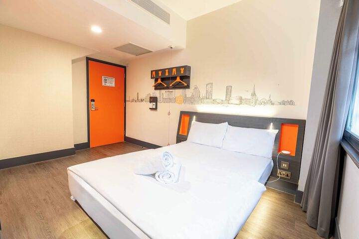 Room 27 of 55