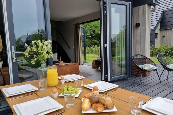 Water Villa in Balk with Private Jetty