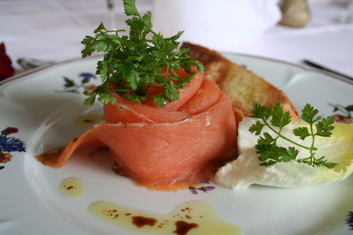 Dining 37 of 74