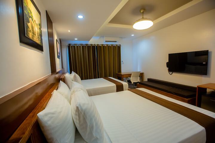 Room 6 of 72