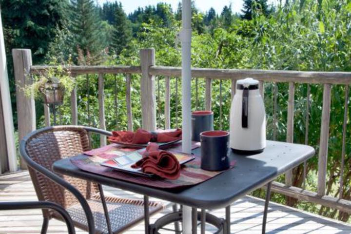 Hideaway Lodge Bed & Breakfast