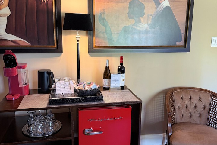 Room 19 of 46
