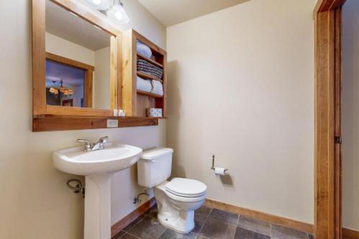 Red Hawk Lodge 2200 in Dillon, CO