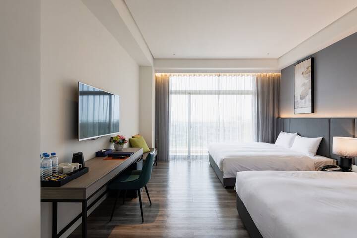 Room 18 of 49