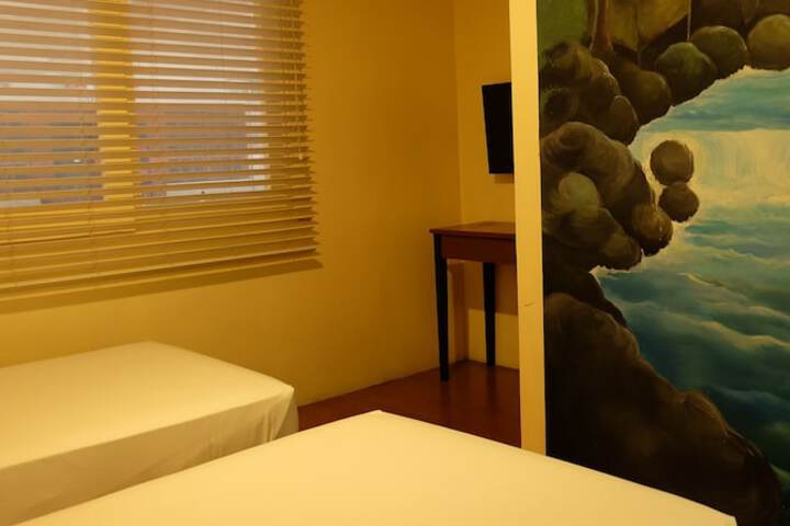 Room 15 of 89