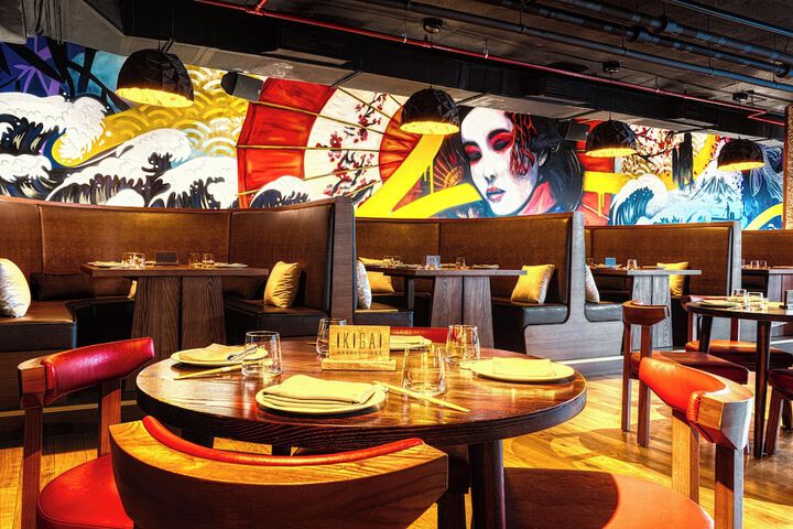 Dining 63 of 77