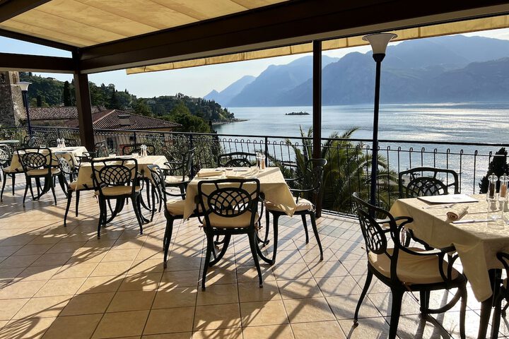 Terrace/Patio 129 of 134